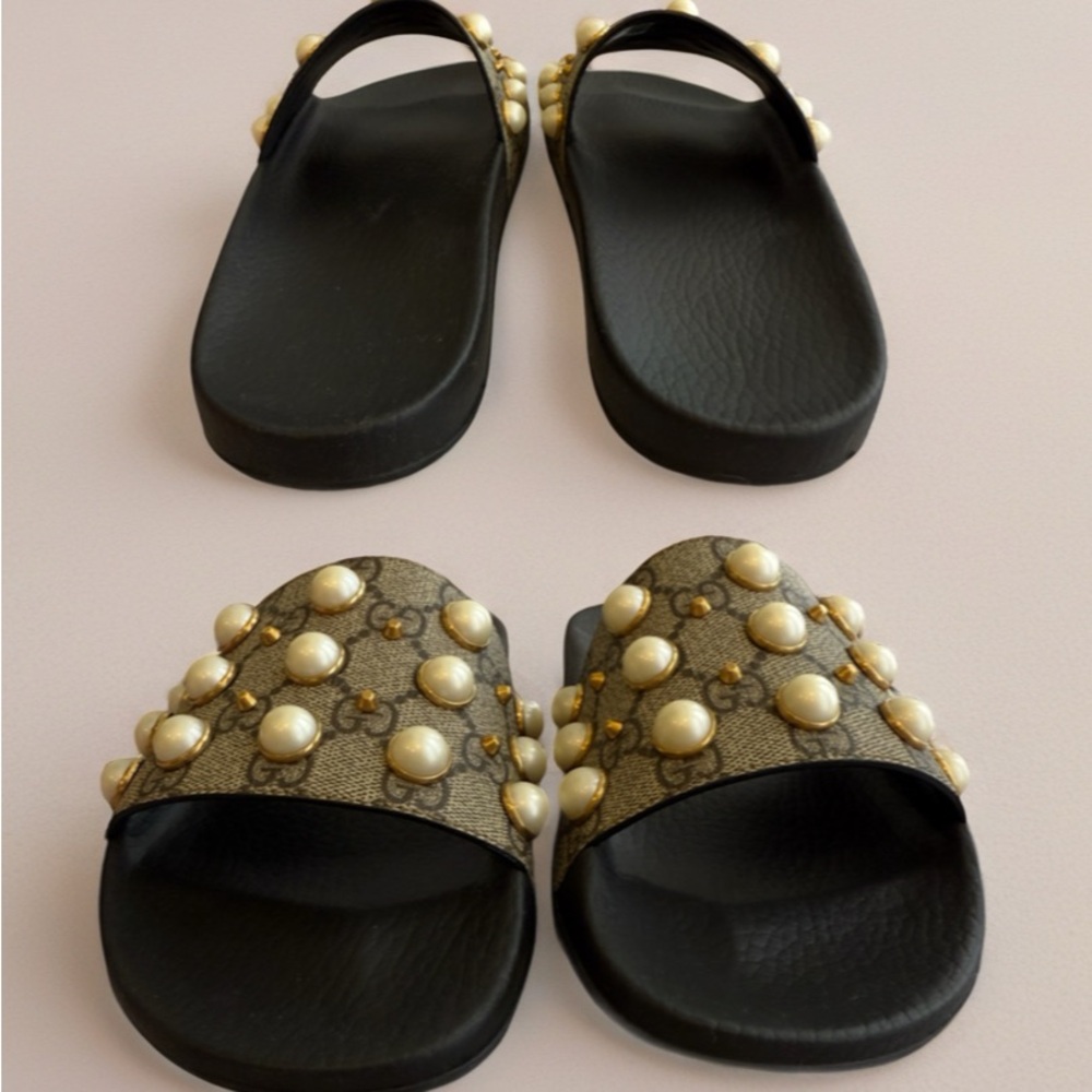Gucci Pearl Slides RARE - WOMEN'S SIZE 39 *runs 1/2 size small, will fit size 8 - Picture 7 of 11